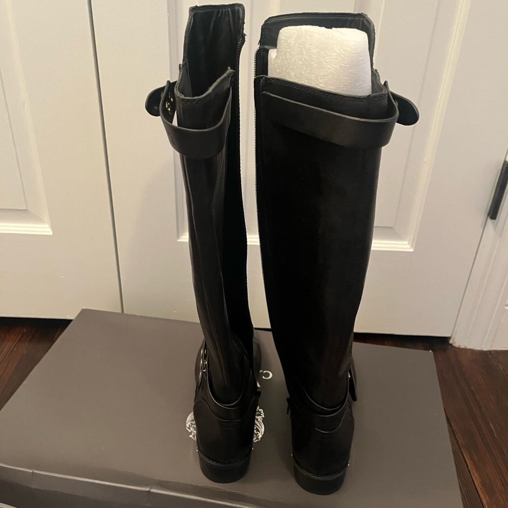BRAND NEW NEVER WORN VINCE CAMUTO BOOTS! - Picture 6 of 8